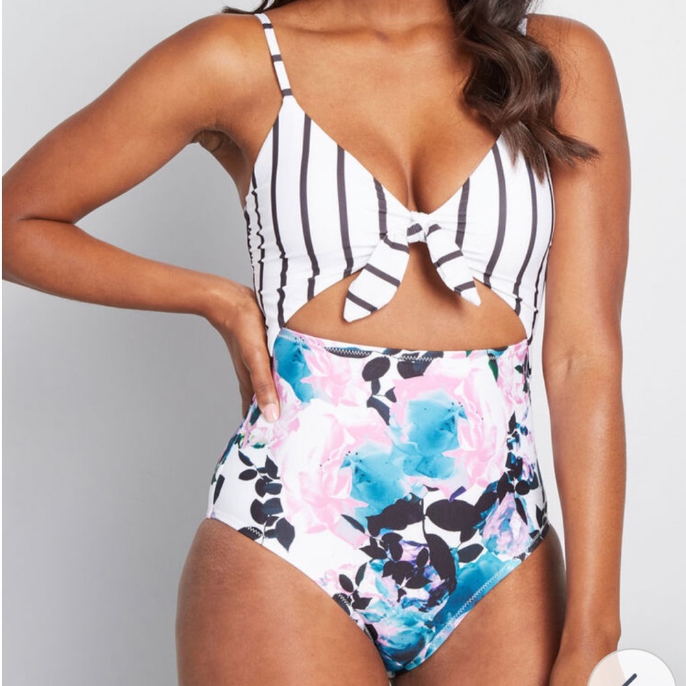 ModCloth the Siana one piece swimsuit